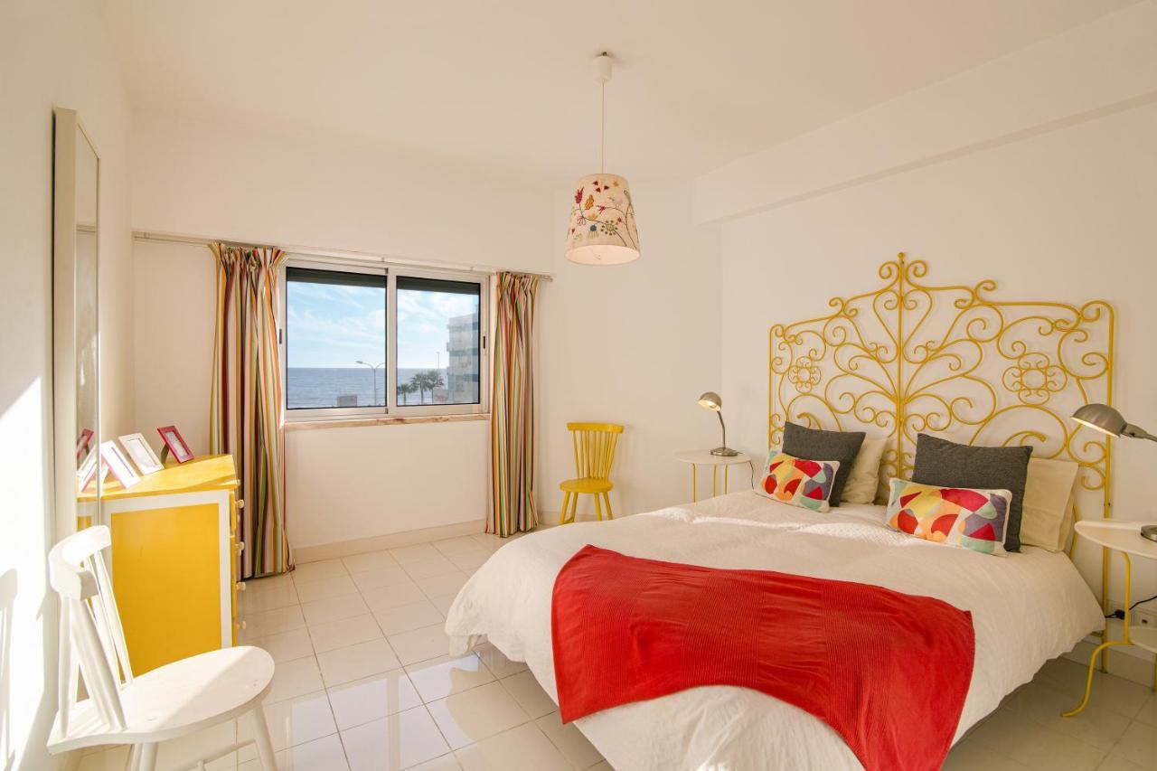 Modern Apartment By The Sea Quarteira Exterior photo